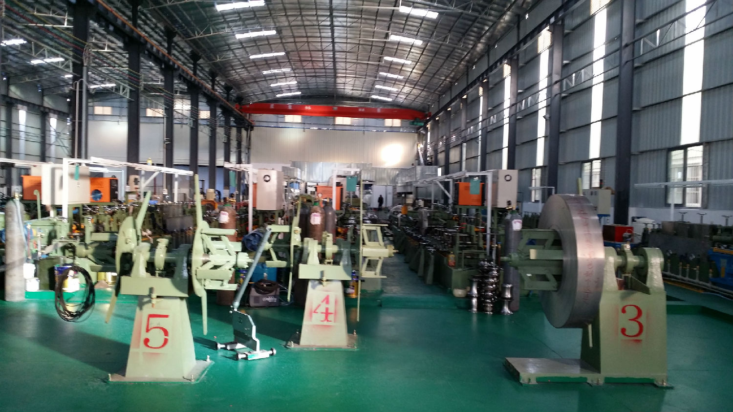 广东香蕉视频久久管业品牌91香蕉网站下载管生产工厂车间实拍图